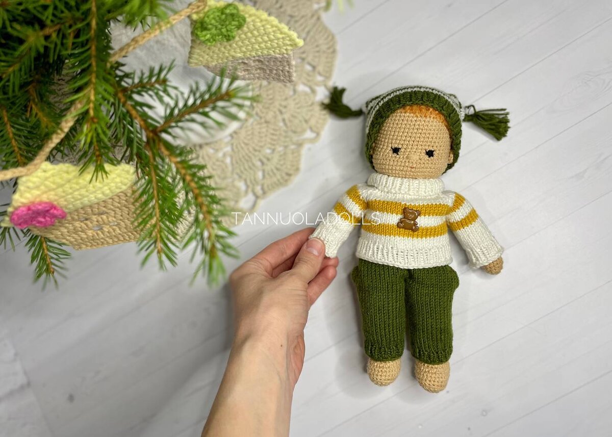 Авторская кукла Малыш Антошка связан крючком