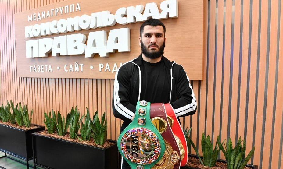    Артур Бетербиев тоже хотел поединок с Дмитрием Биволом. Фото: Иван Макеев, КП