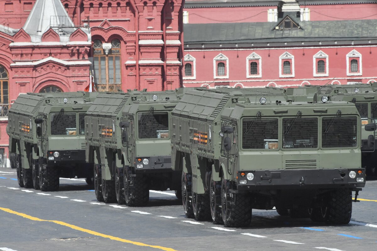 РАКЕТНЫЕ КОМПЛЕКСЫ "ИСКАНДЕР". ФОТО: KOMSOMOLSKAYA PRAVDA/GLOBALLOOKPRESS