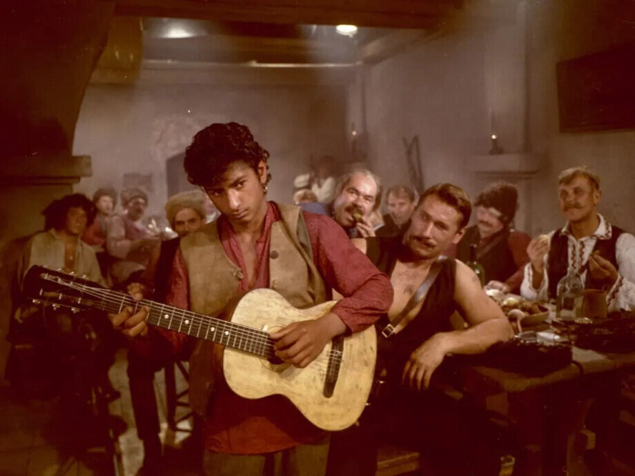 кадр из х/ф «Неуловимые мстители» (1966), реж. Э. Кеосаян, Мосфильм