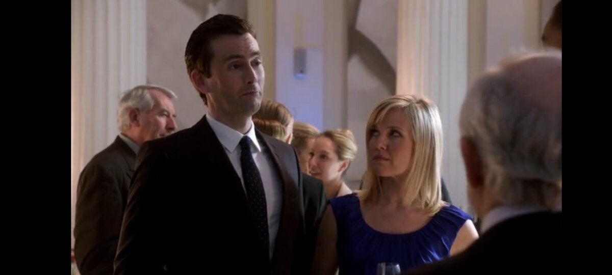 Кадр из сериала.