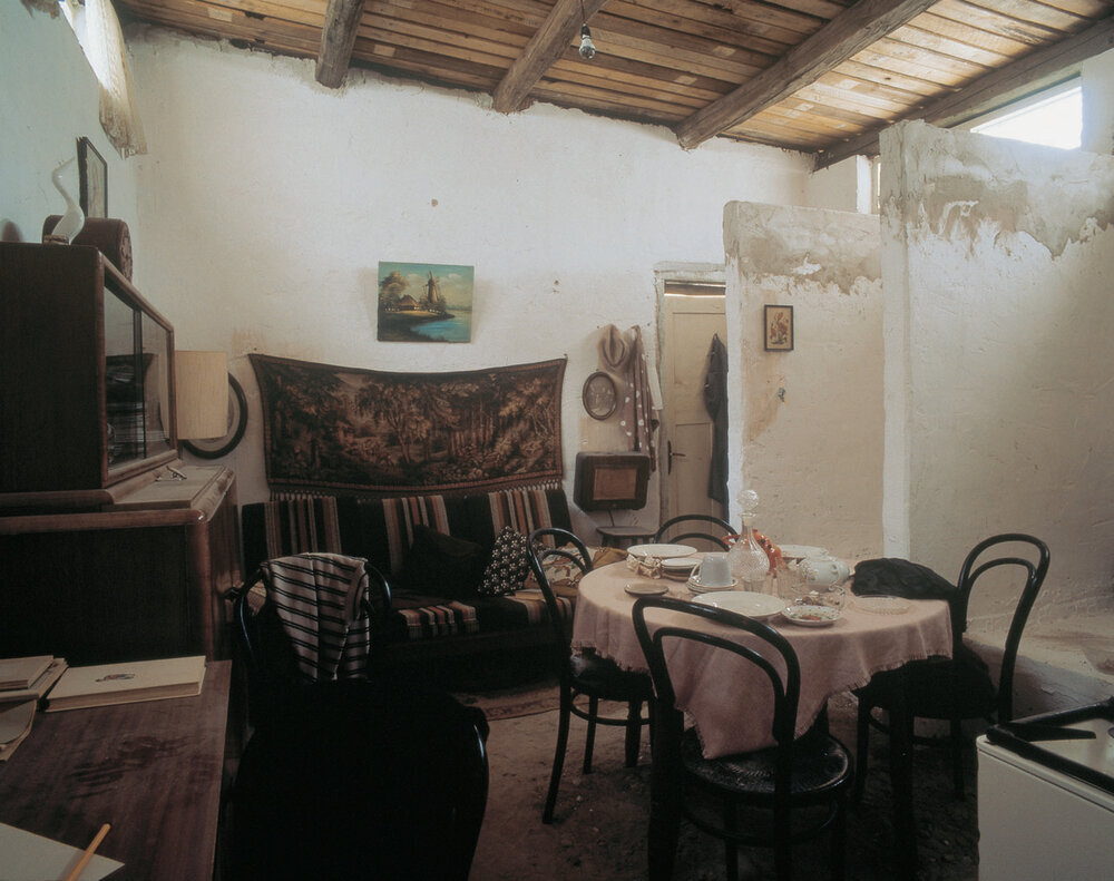 Илья и Эмилия Кабаковы. Туалет. 1992. Выставка в Касселе.