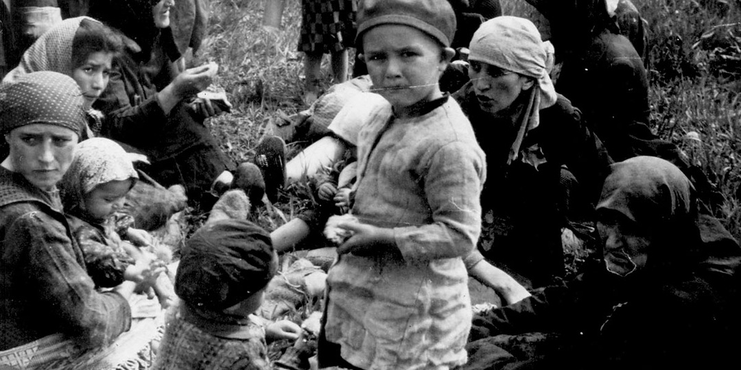 Альбом Аушвиц - редкие кадры узников концлагерей, сделанные эсесовцами