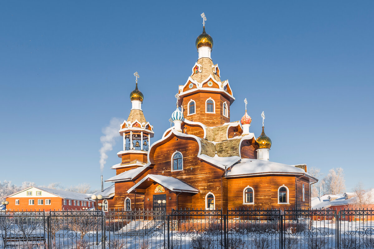 По Бердским улочкам и дворам. Храм Богоявления Господня зимой, ул. Боровая,  111. Декабря 2023 год. | Бердск- мой город. Евгений Мухортов | Дзен