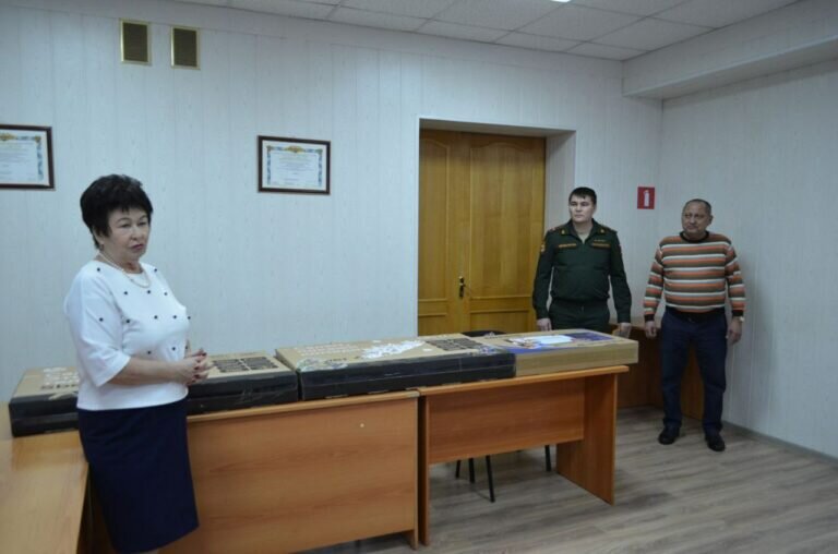    Три телевизора передали в госпиталь Тоцкого гарнизона педагоги из Сорочинска Белов Михаил Александрович