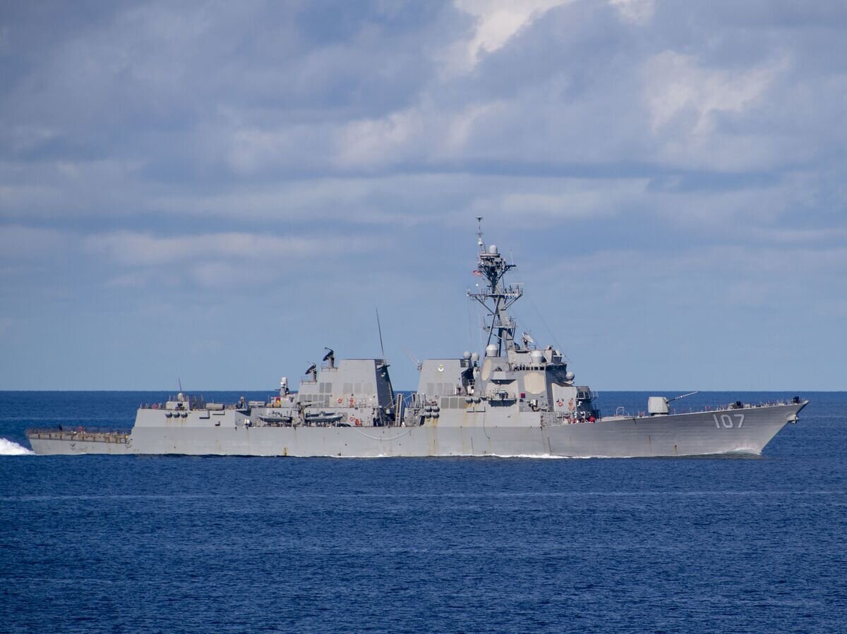    Ракетный эсминец ВМС США "Грейвли" © U.S. Navy / MCS 2nd Class Sean Rinner