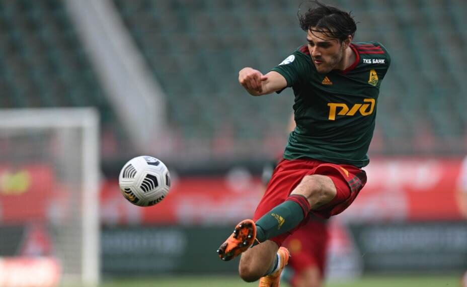    Защитника «Локомотива» Станислав Магкеев восстанавливается от травмы и начнет тренироваться в общей группе в январе. Фото: Соцсети ФК «Локомотив»