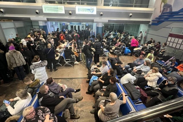    Из-за чего под Новый год эвакуировали людей из оренбургского аэропорта