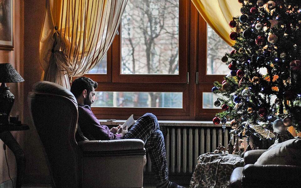 Люди, которые любят проводить Новый год в одиночестве, действительно существуют. Фото: ru.freepik.com