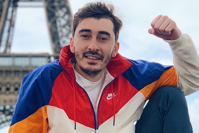     Свадьба в Ростове-на-Дону: актер фильма «Непосредственно Каха» Артем Калайджян женился на 19-летней Диане