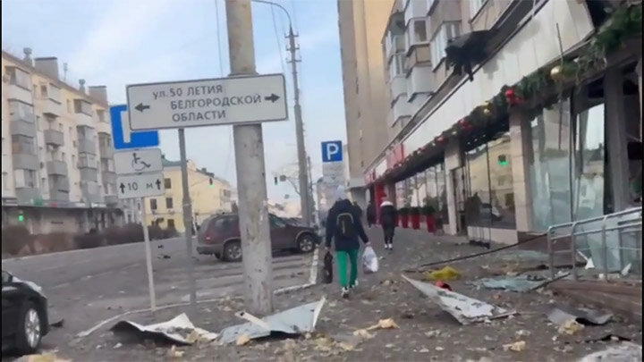 ЦЕЛЬЮ ВСУ БЫЛ ИМЕННО ЦЕНТР ГОРОДА И МЕСТА СКОПЛЕНИЯ МИРНОГО НАСЕЛЕНИЯ. СКРИНШОТ КАДРА ВИДЕО ТГ-КАНАЛА "ЦАРЬГРАД ТВ"