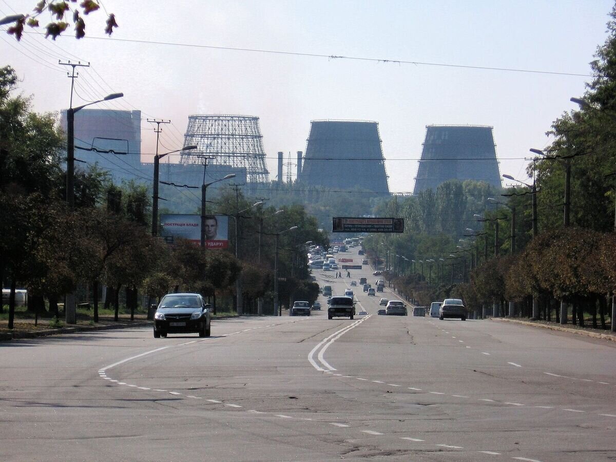    Вид на металлургический комбинат "АрселорМиттал Кривой Рог", УкраинаCC BY-SA 3.0 / Dogvillan /