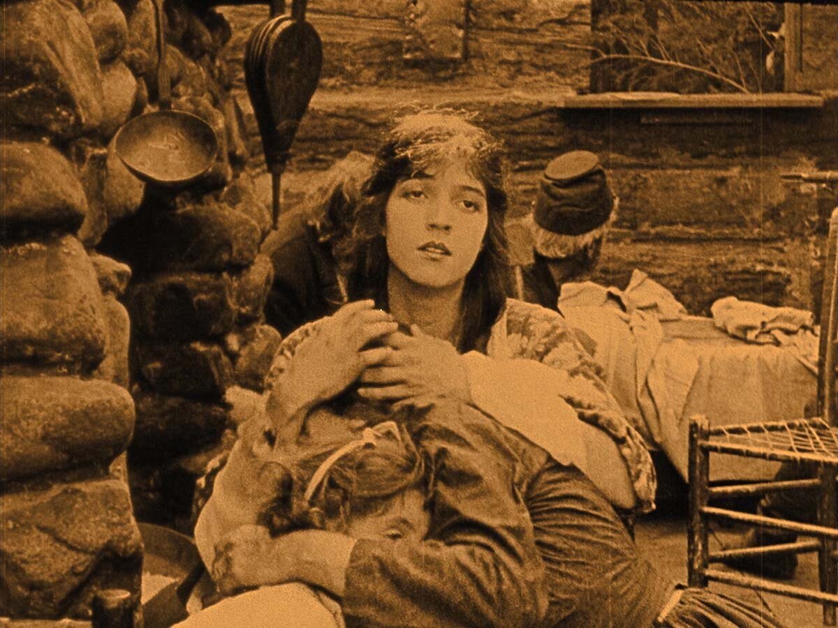 Кадр из фильма "Рождение нации" (1915)