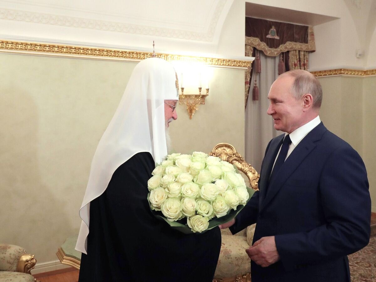 Фото кирилла с путиным Путин поздравил патриарха Кирилла с Новым годом и Рождеством Христовым Радио Spu