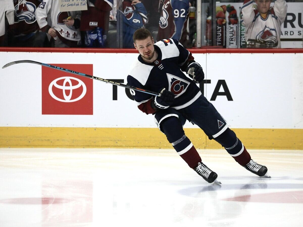    Хоккеист "Колорадо Эвеланш" Валерий Ничушкин© Фото : twitter.com/avalanche