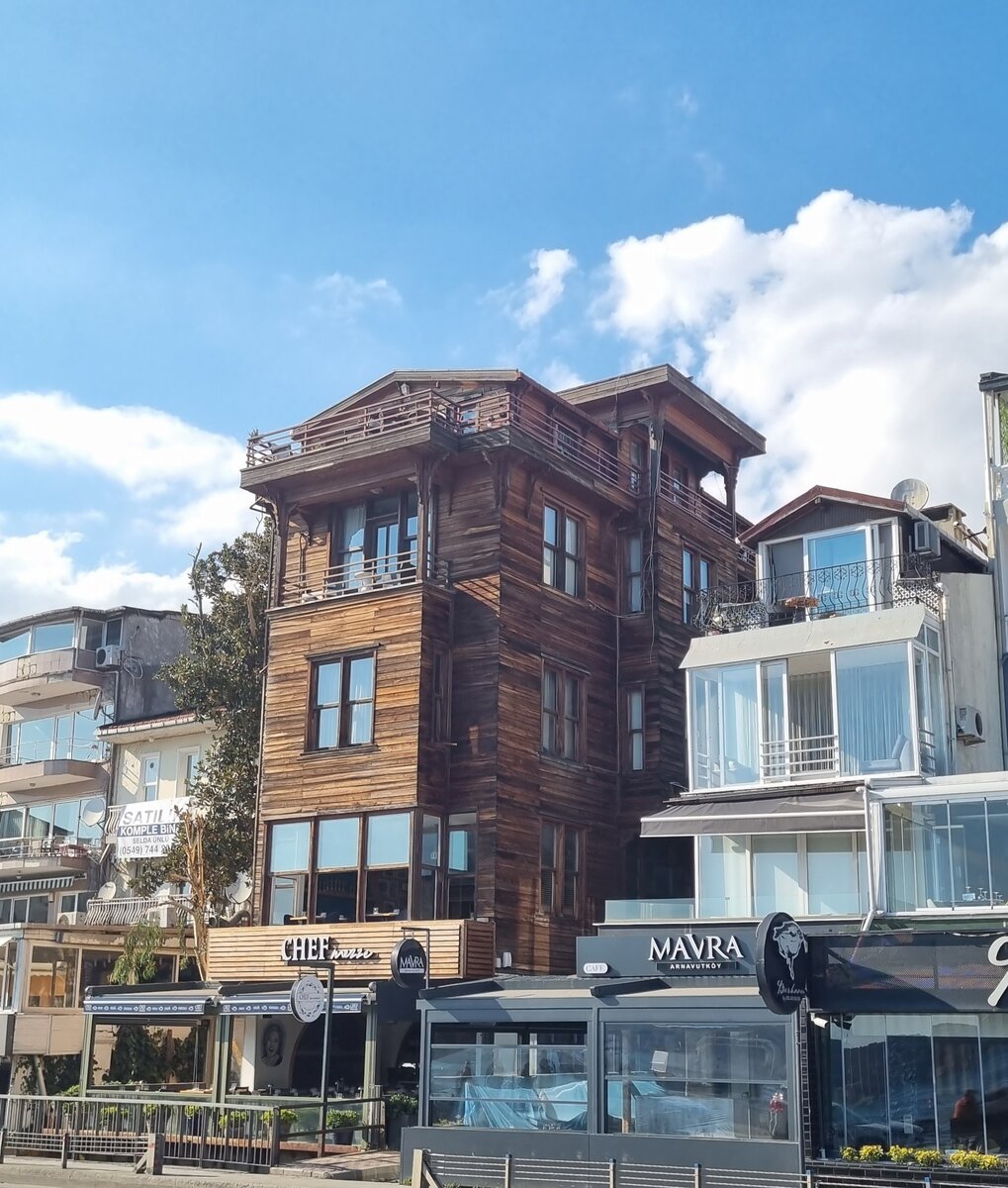 Арнавуткёй - набережная