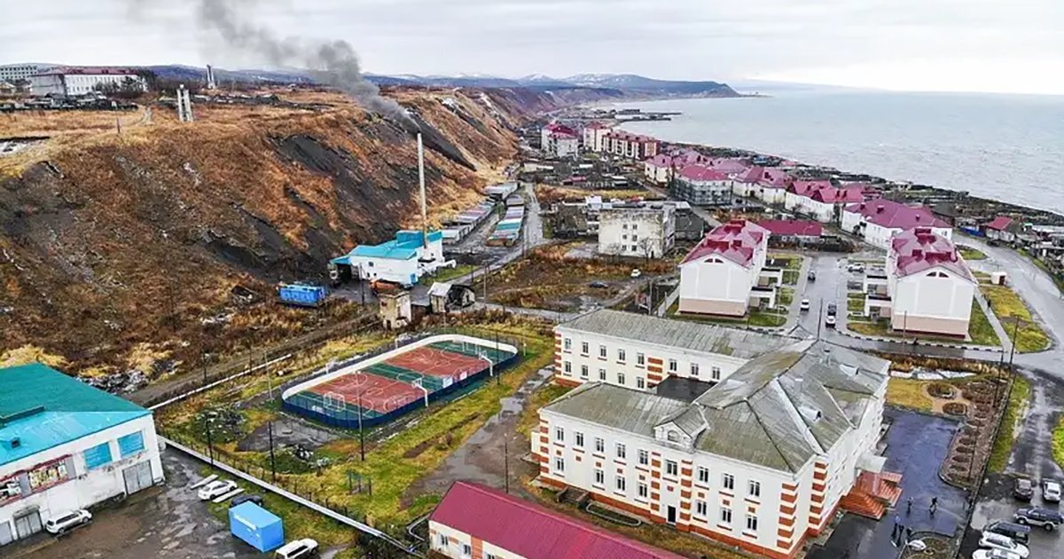 Прогноз погоды углегорск сахалинская. Углегорск Сахалинская область. Порт Углегорск Сахалин. Город Шахтерск Сахалинская область.