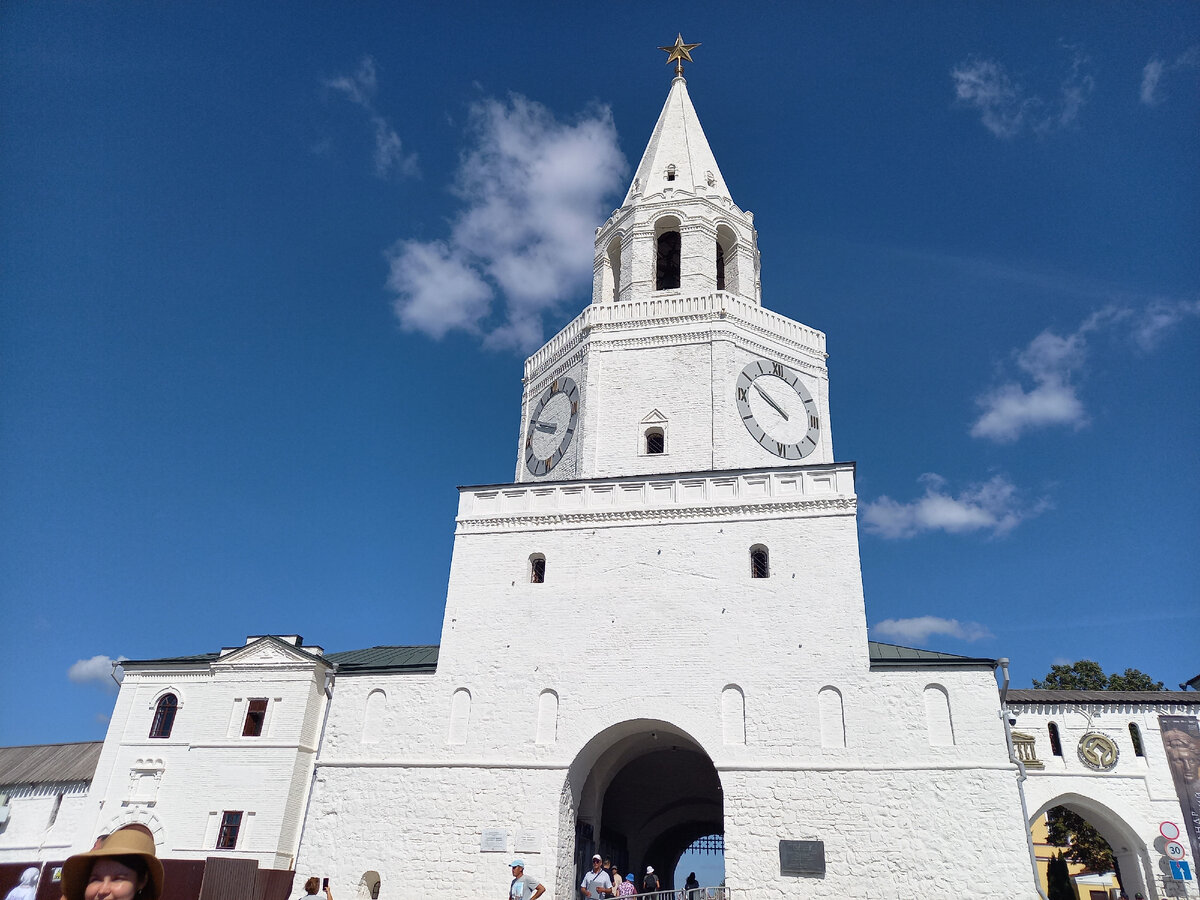 Вход в Казанский Кремль