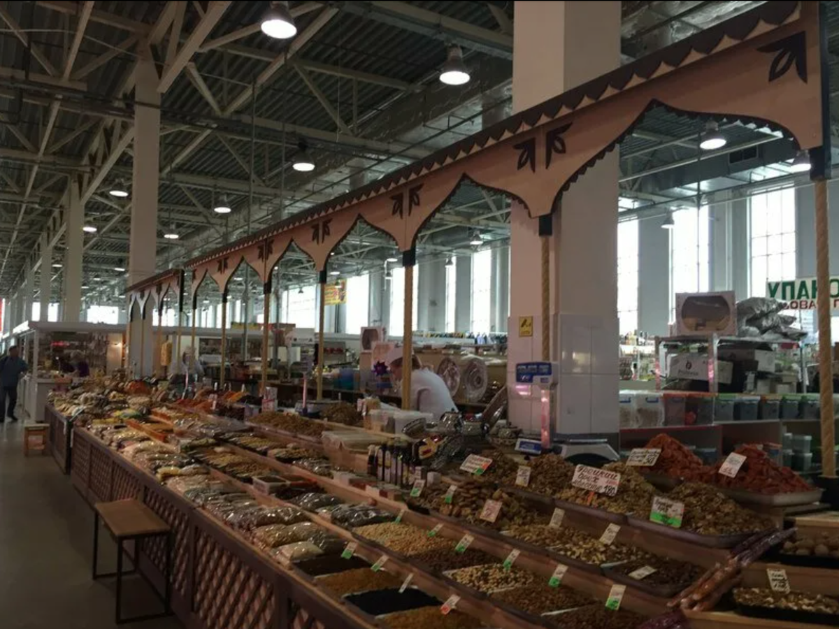 Хасанский рынок Санкт-Петербурга. Хасанский рынок СПБ. Хасанский рынок Санкт-Петербурга режим работы. Хасанский рынок внутри.