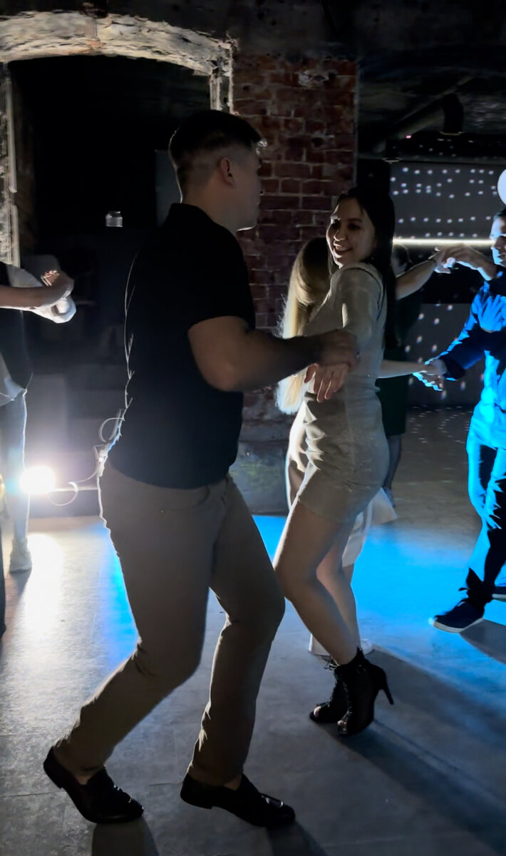 Фото с новогодней вечеринки по бачате