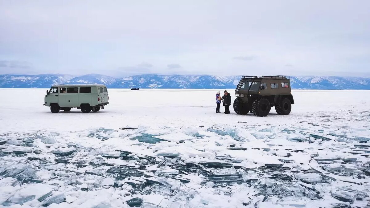     Сейчас из-за изменений в погоде прекратили работу уже три ледовых дороги — Черлакская, Большереченская и Бородинская.