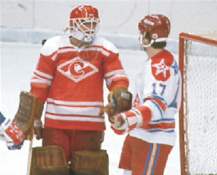 Фото с яндекс.картинки (В.Дорощенко из "Спартака")