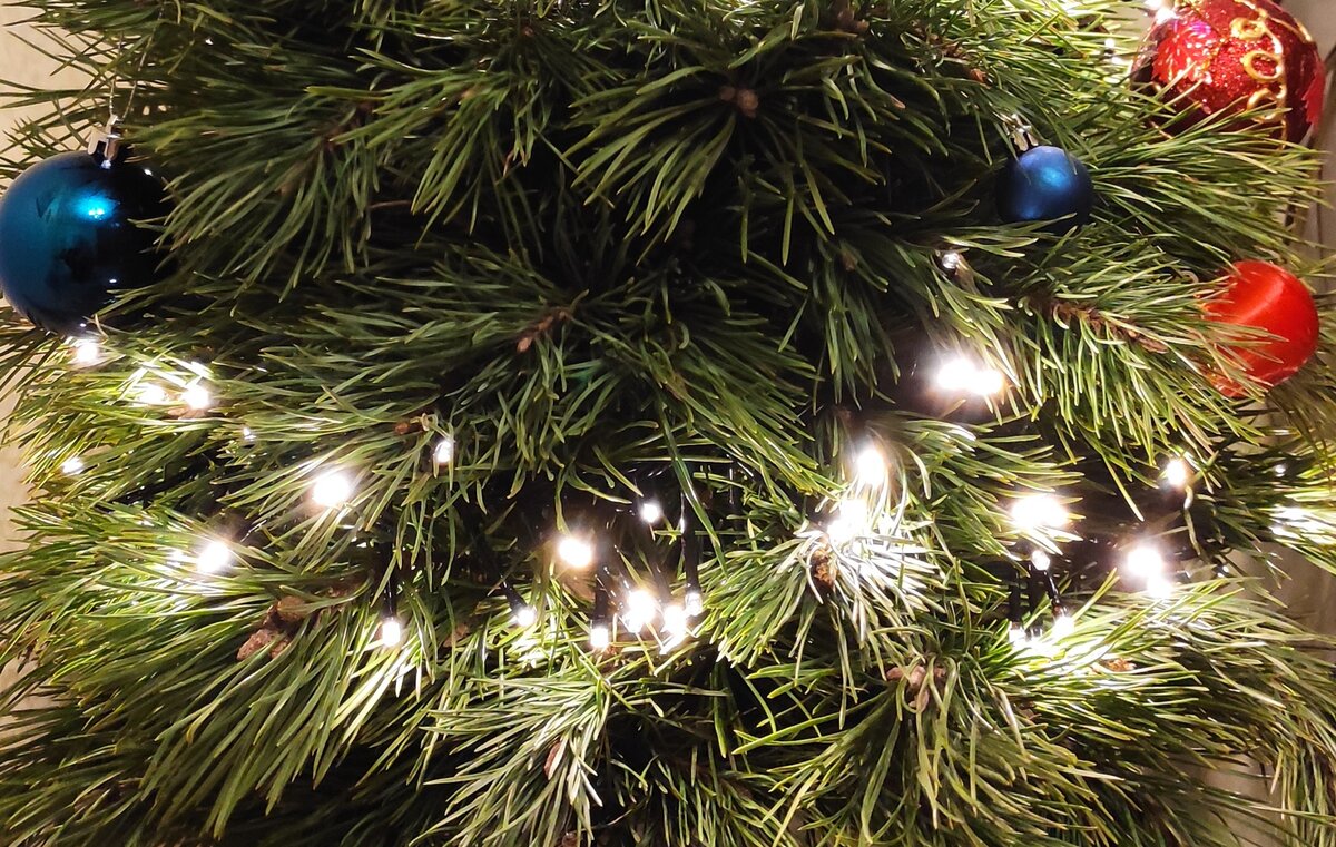 Моя минималистичная микроёлочка 