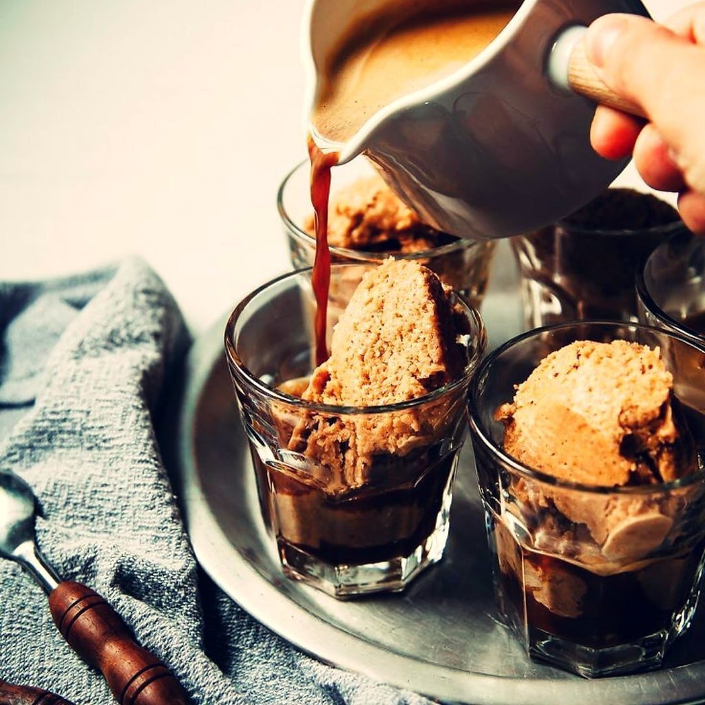 Тирамису шоколадный. Десерт из кофе три в одном. Шоколадно кофейный мусс. Кофе и десерт. Крем для тирамису.