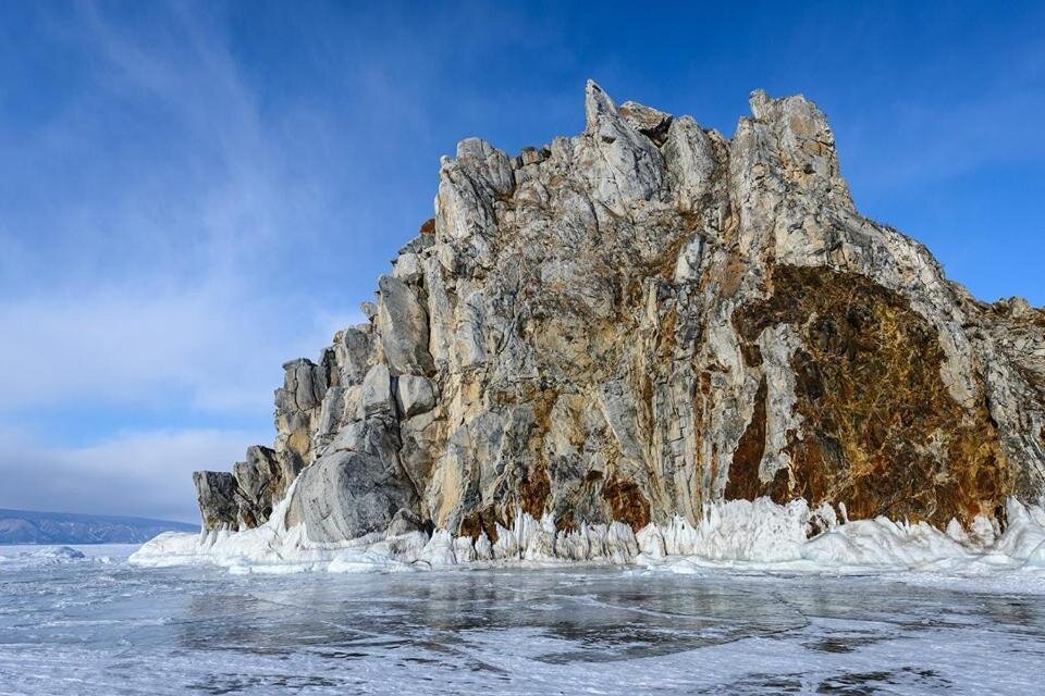 Шаманская скала на Ольхоне