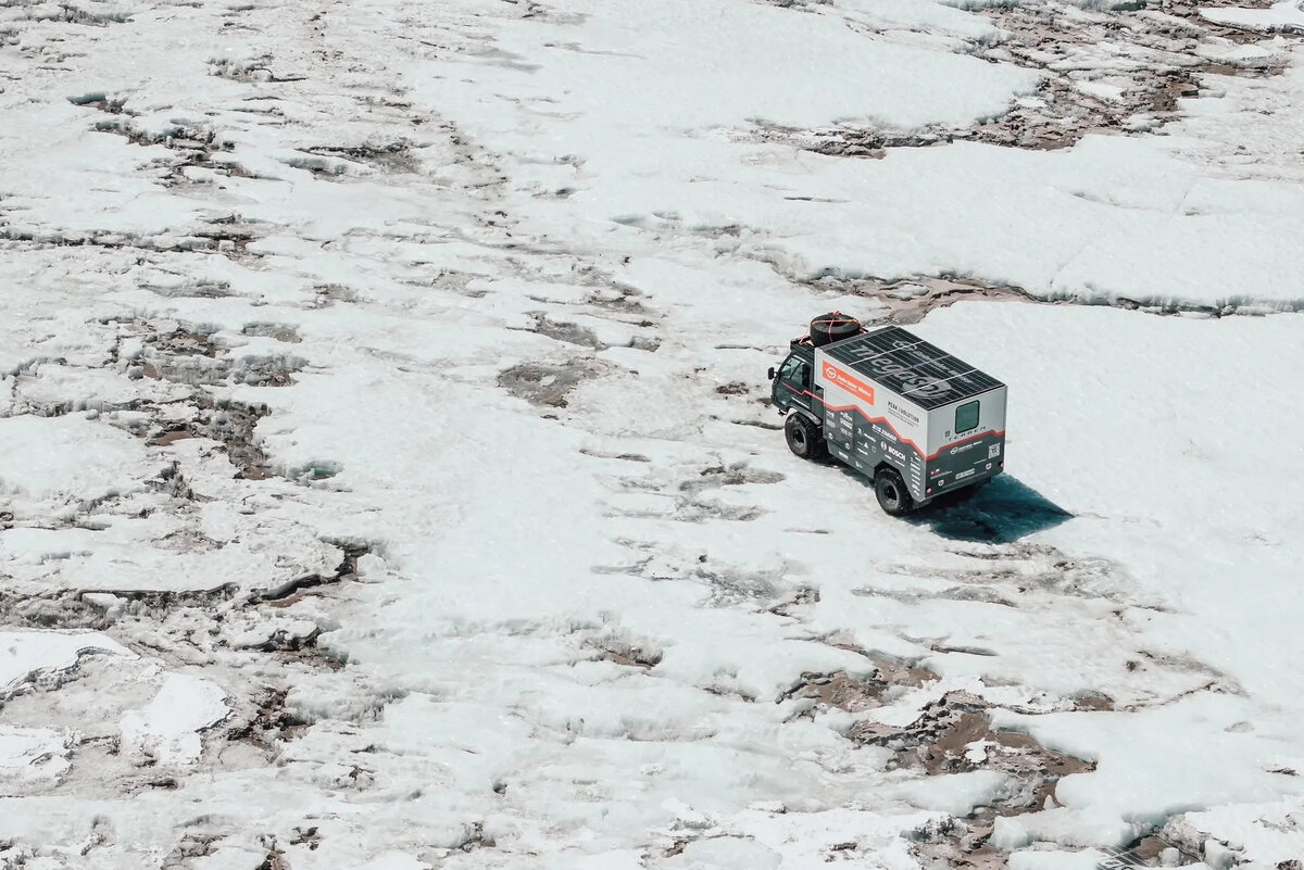    Бензиновый Porsche 911 помешал электромобилю установить мировой рекорд