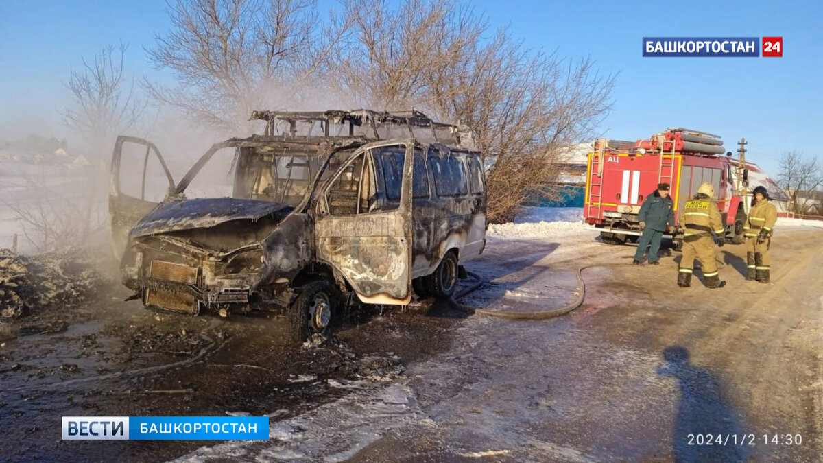    В Башкирии во время движения загорелся автомобиль скорой помощи