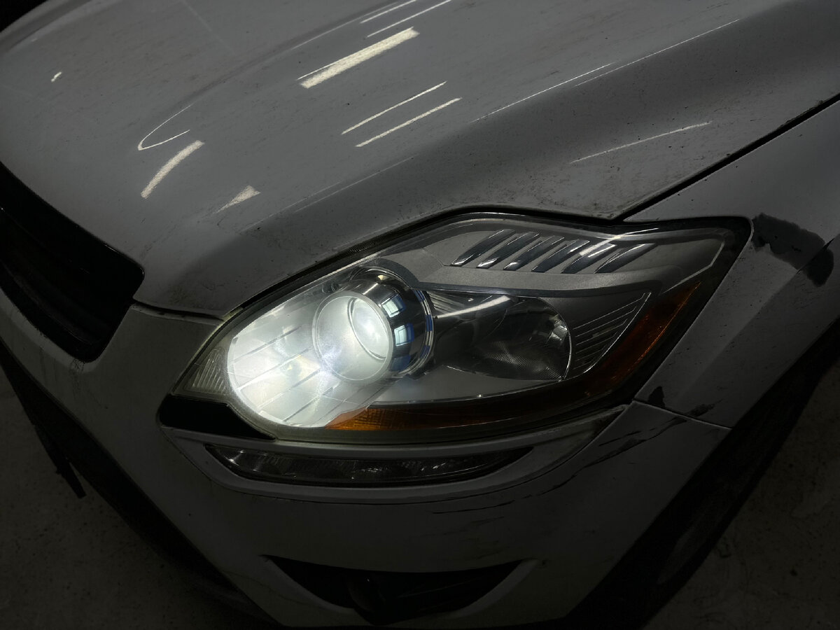 Замена ламп заднего хода Ford Kuga 2 (2013-) (2012 - 2020)