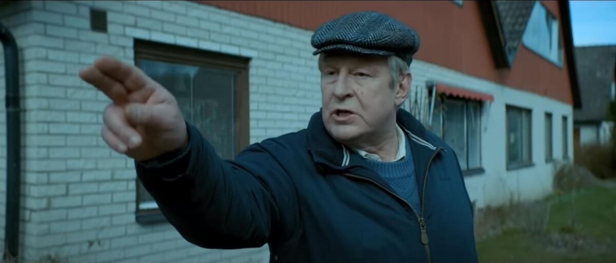 КАДР ИЗ ФИЛЬМА "ВТОРАЯ ЖИЗНЬ УВЕ" (2015, ХАННЕС ХОЛЬМ)