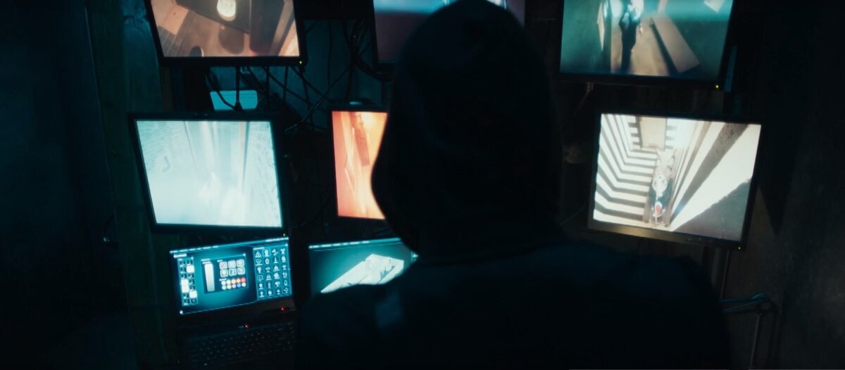 Кадр из сериала "Мышеловка" 2020г Канада.