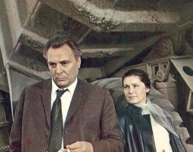 Легенды советского кино Евгений Матвеев и Валерия Заклунная несколько раз вместе работали на съемочной площадке.-2