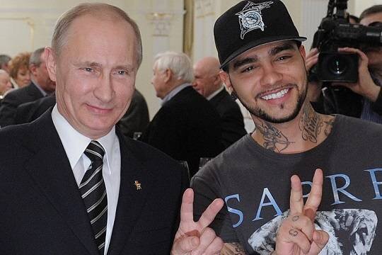    Тимати поддержал решение Владимира Путина участвовать в президентских выборах