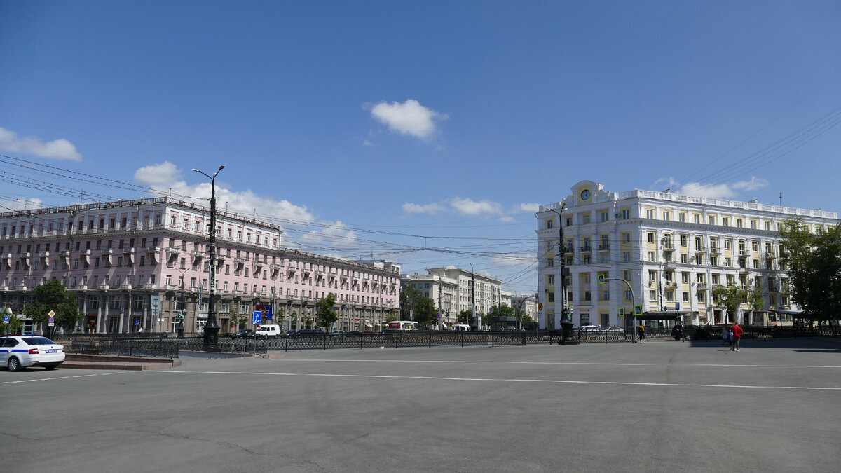 Площадь Революции.