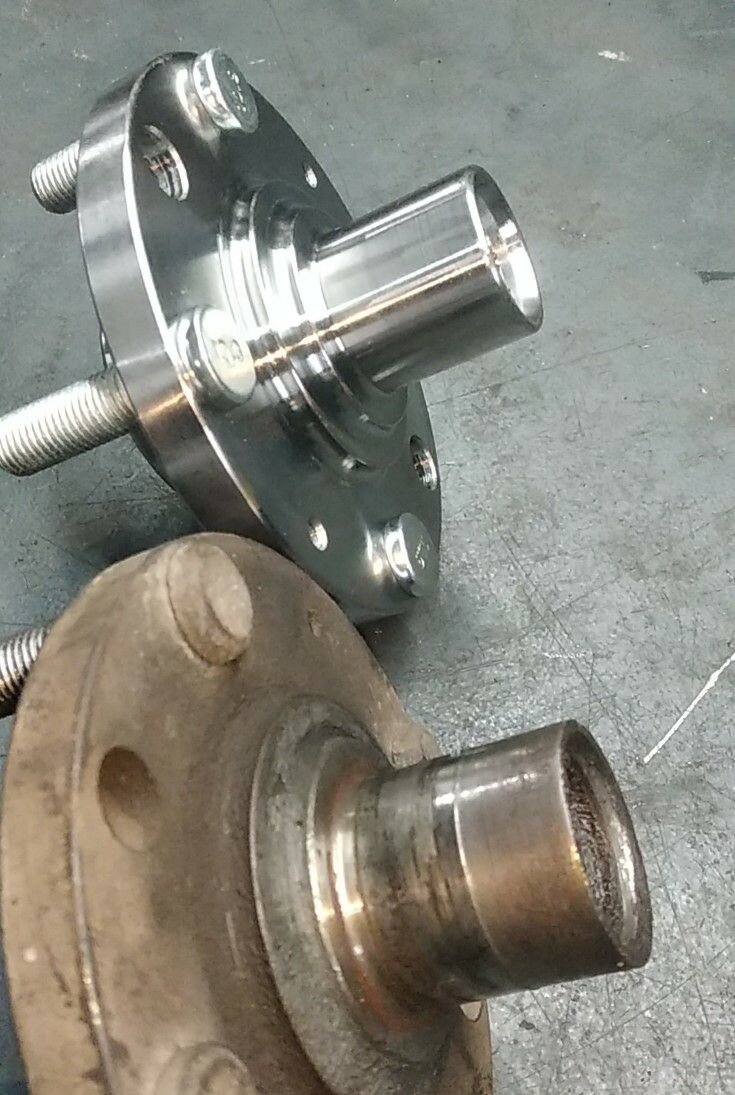 Ступица новая и старая 