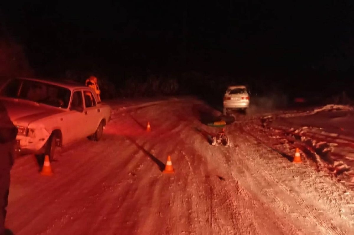    Школьница въехала на снегокате в машину и сломала ногу в Иркутской области