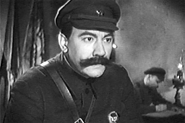    Александр Хвыля в роли Семена Буденного в фильме «Первая конная», 1941 г.