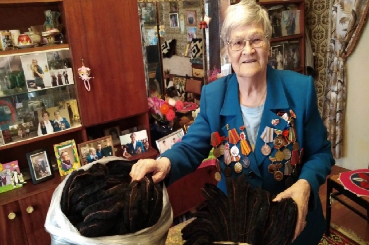    После рождения правнучки временно остановила работу, потому что боялась за её здоровье.