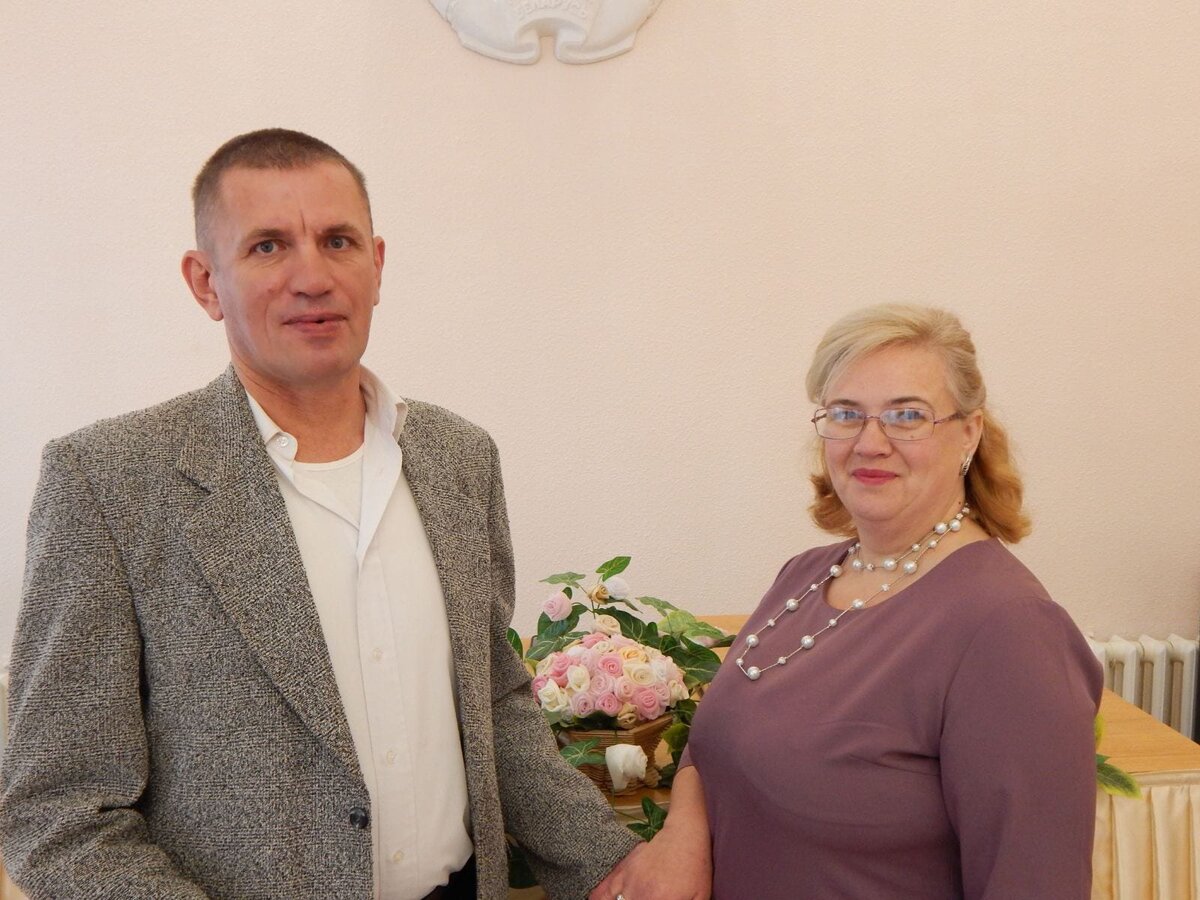 В день бракосочетания.