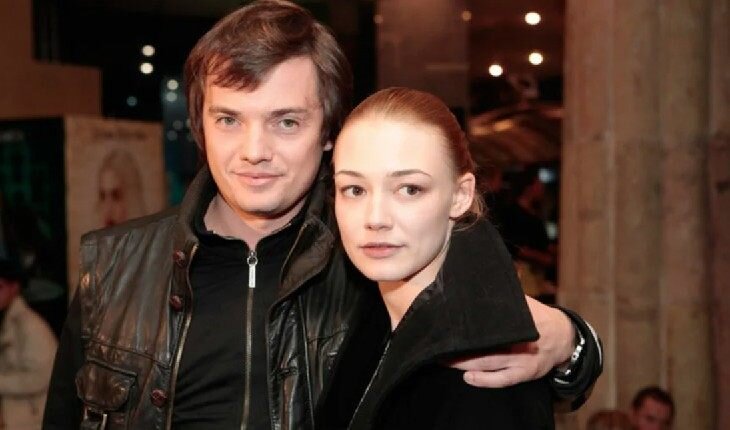 УзнайВсе (Оксана Акиньшина и Дмитрий Литвинов)