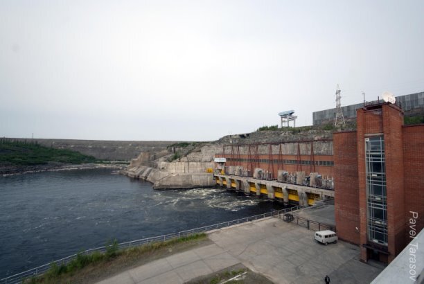 Русловая гидроэлектростанция (русгэс). Малые гэс швейцарии. Гэс грозио италия. Сооружения гэс. Водопроводящие гидротехнические сооружения.