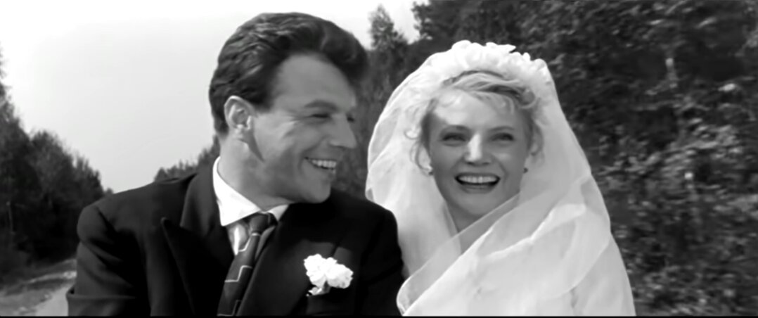 кадр из фильма "Три тополя на Плющихе"