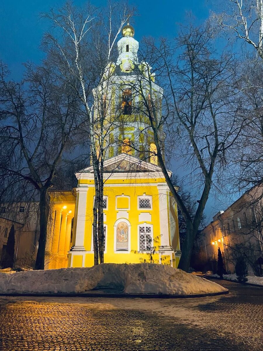 Фото андреевского монастыря. Андреевский монастырь в Москве. Фото Андреевского монастыря на Воробьевых горах.