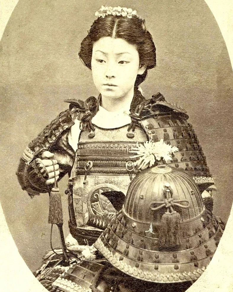 Накано Такэко, 1860 гг. 18 лет и другие крутые дамы ниже
