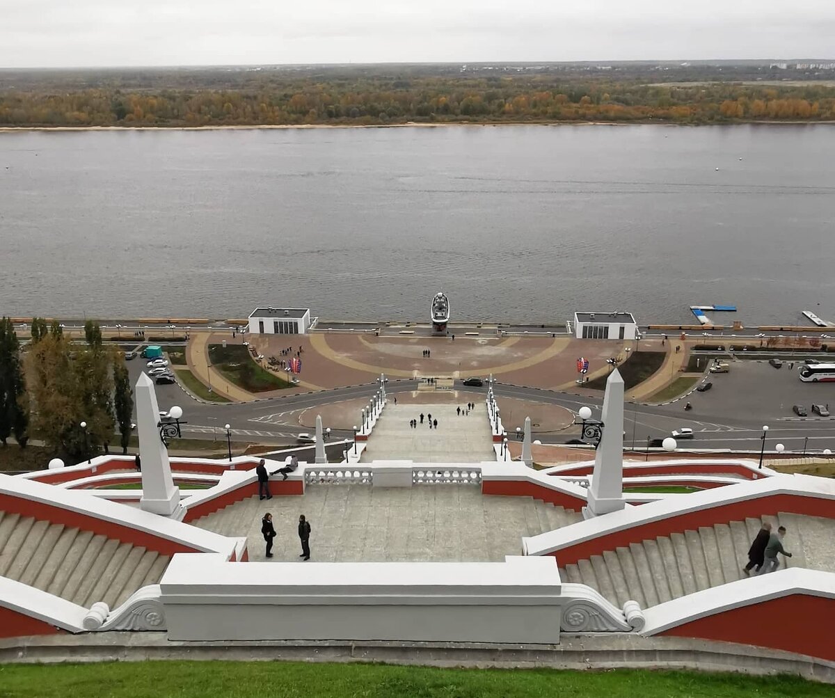 Известная Чкаловская лестница в Нижнем Новгороде 