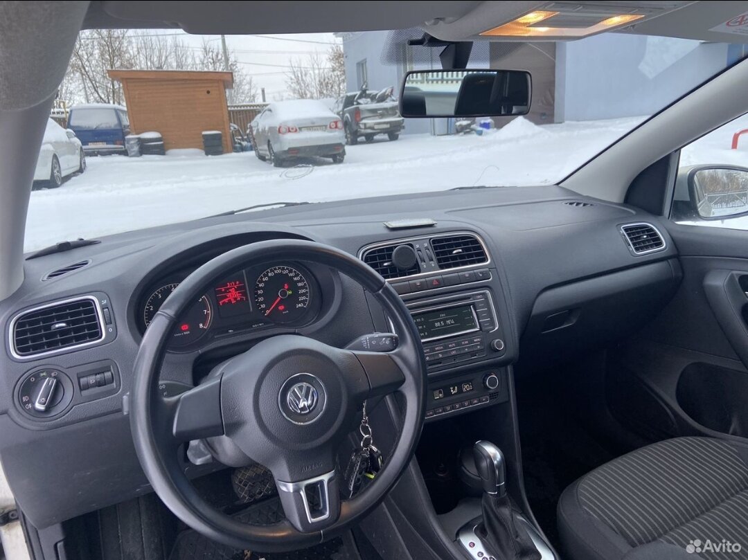 Фото предлагаемого мне авто, Источник Авито