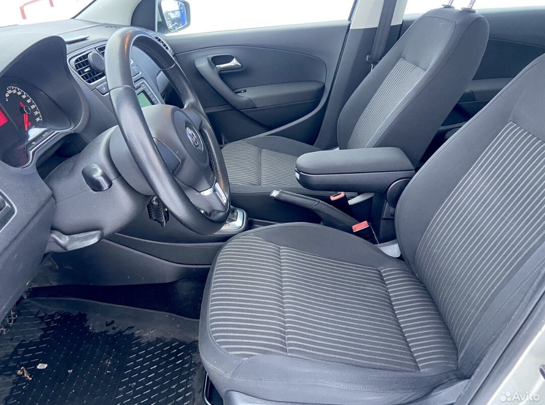 Фото предлагаемого мне авто, Источник Авито 